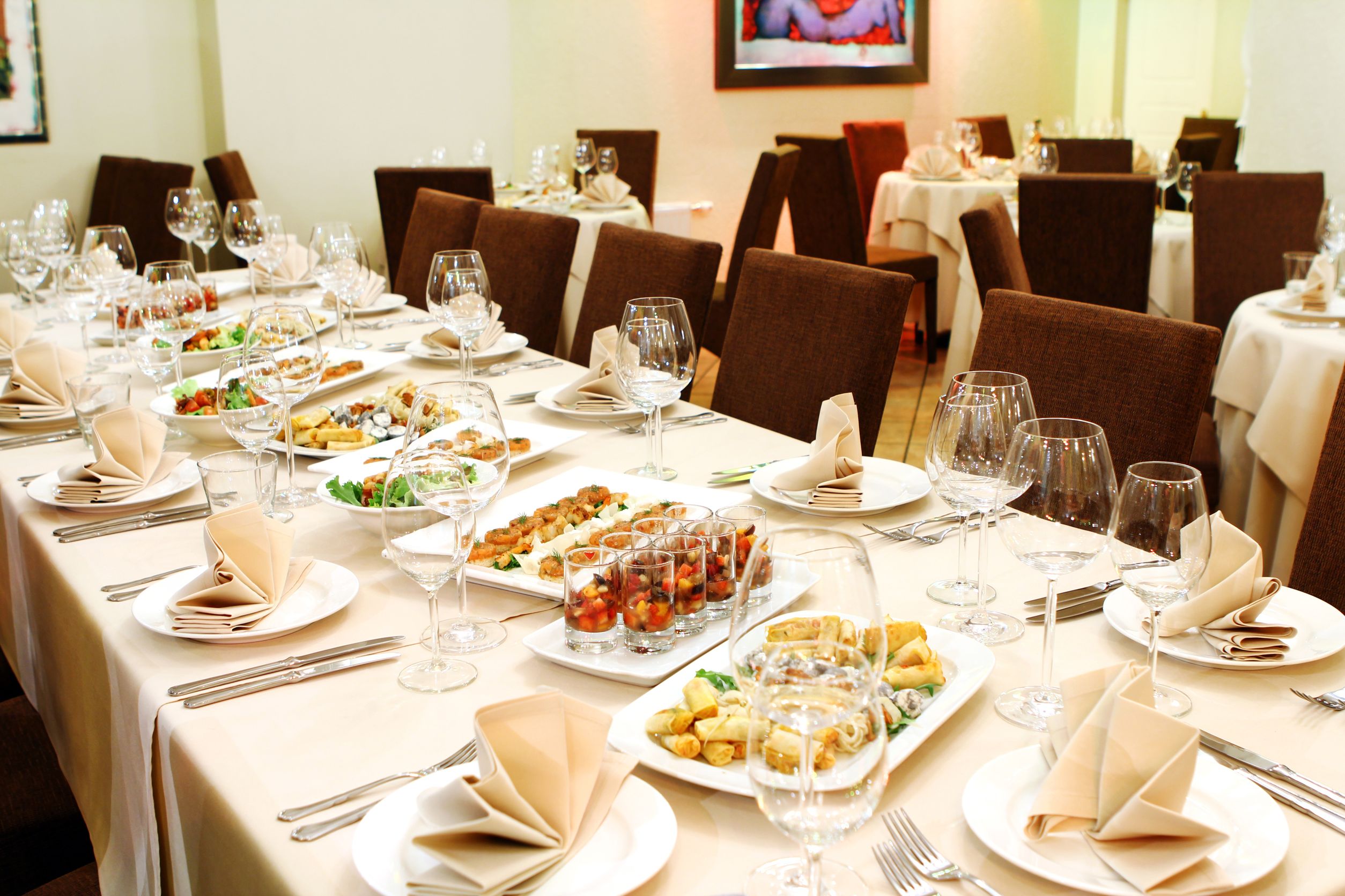 Find the best kid-friendly dining experiences among restaurants Jersey City welcomes families to enjoy